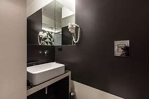 The Boutique Napoli Suite