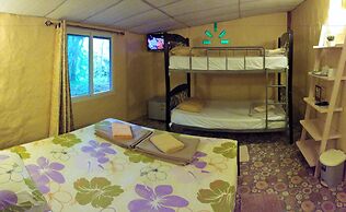 Baandin Chiewlarn Resort