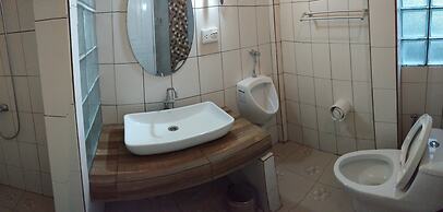 Baandin Chiewlarn Resort