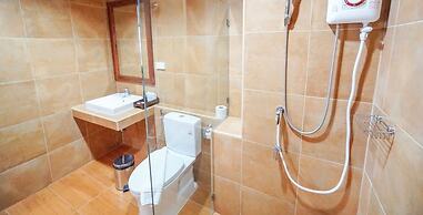 Nan Green Lake View Resort