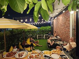 Wayha Hostel Don Mueang Airport