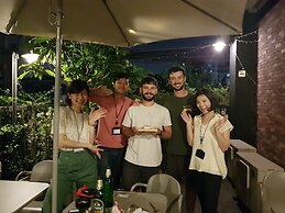 Wayha Hostel Don Mueang Airport