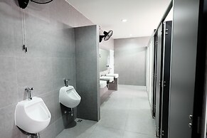 Wayha Hostel Don Mueang Airport