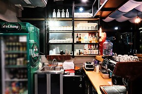 Wayha Hostel Don Mueang Airport