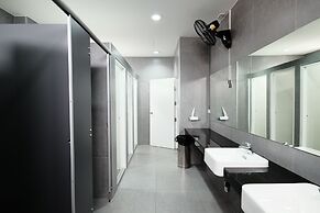 Wayha Hostel Don Mueang Airport