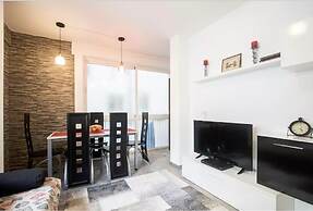 Little Sunny House 1