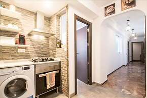 Little Sunny House 1