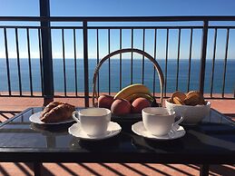 Little Sunny House 1