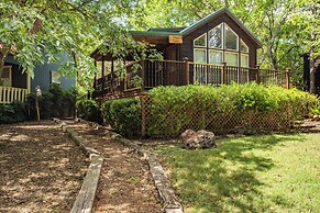 Mendelbaum Winery Guest Cabins