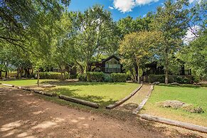 Mendelbaum Winery Guest Cabins