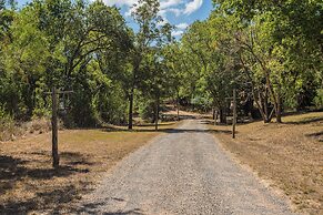 Mendelbaum Winery Guest Cabins