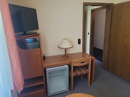EMS Hotel