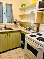 Green Gables Bungalow Court