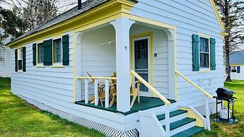 Green Gables Bungalow Court