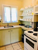 Green Gables Bungalow Court