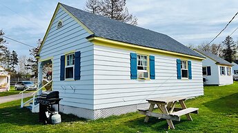 Green Gables Bungalow Court