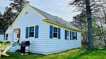 Green Gables Bungalow Court