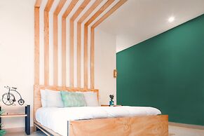 Nomads Hotel & Rooftop pool