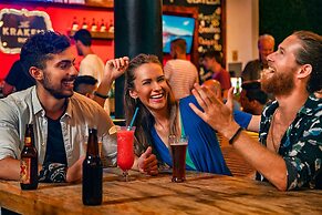 Nomads Hotel & Rooftop pool