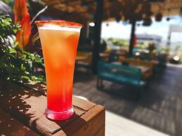 Nomads Hotel & Rooftop pool