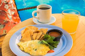 Nomads Hotel & Rooftop pool