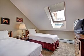 Two Bedroom Loft In The Heart Of Breckenridge Condo by RedAwning