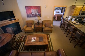 Perfect, Large Condo for Families of All Ages by RedAwning - Save 20% 