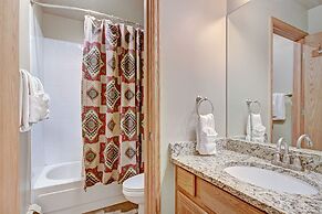 Winter Escape+loft Perfect Blend Of Mountain + Town Sleeps 6 1 Bedroom