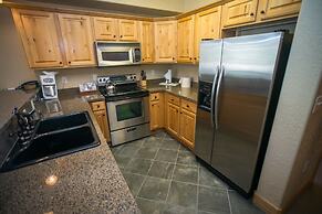 Silverado Lodge Rustic Condo with Private Balcony by RedAwning - Save 