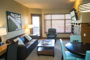 Fully Equipped in the Heart of Canyons Village by RedAwning - Save 20%