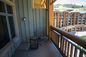 Fully Equipped in the Heart of Canyons Village by RedAwning - Save 20%