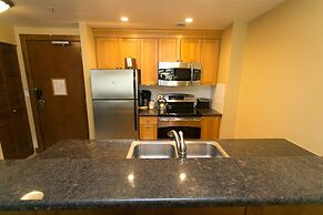 Rustic Lofted Steps from Mountain Adventure by RedAwning - Save 20% on