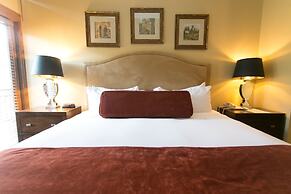 Rustic Lofted Steps from Mountain Adventure by RedAwning - Save 20% on