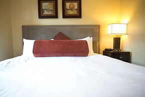 Rustic Lofted Steps from Mountain Adventure by RedAwning - Save 20% on