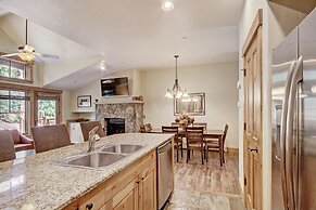 Rocky Mountain Luxury - Large Ski-in Winter Townhome 6ppl 2 Bedroom To