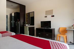 OYO 792 Omsaga Phuket Hotel