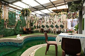 OYO 792 Omsaga Phuket Hotel