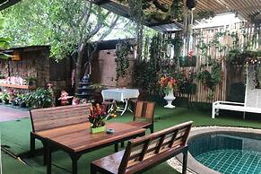 OYO 792 Omsaga Phuket Hotel