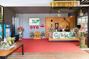 OYO 792 Omsaga Phuket Hotel