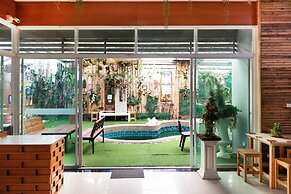 OYO 792 Omsaga Phuket Hotel