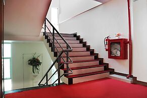 OYO 792 Omsaga Phuket Hotel