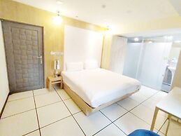 Taipei MRT Luxury Apartment(Monthly Stay)