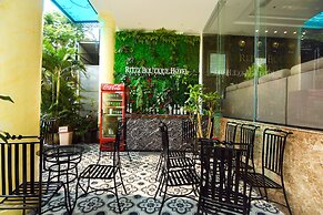 Ritzy Boutique Hotel Da Nang