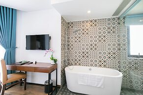 Ritzy Boutique Hotel Da Nang