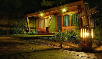 Tan Son Nhat Con Dao Resort