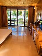 Tan Son Nhat Con Dao Resort