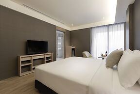 Cuncyue Hot Spring Resort