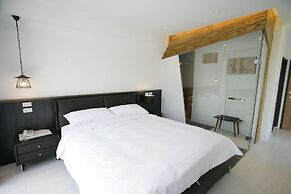 Xianel Vacation Chateau