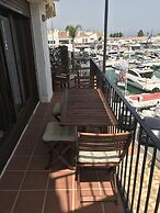 InstaStay Front line Harbor Apartment