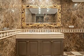 InstaStay Front line Harbor Apartment